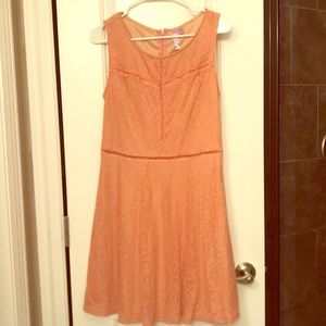 Sleeveless Francesca’s dress M